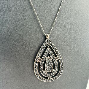 Vintage Signed Monet Teardrop Rhinestone Pendant Necklace Retro Statement Glam